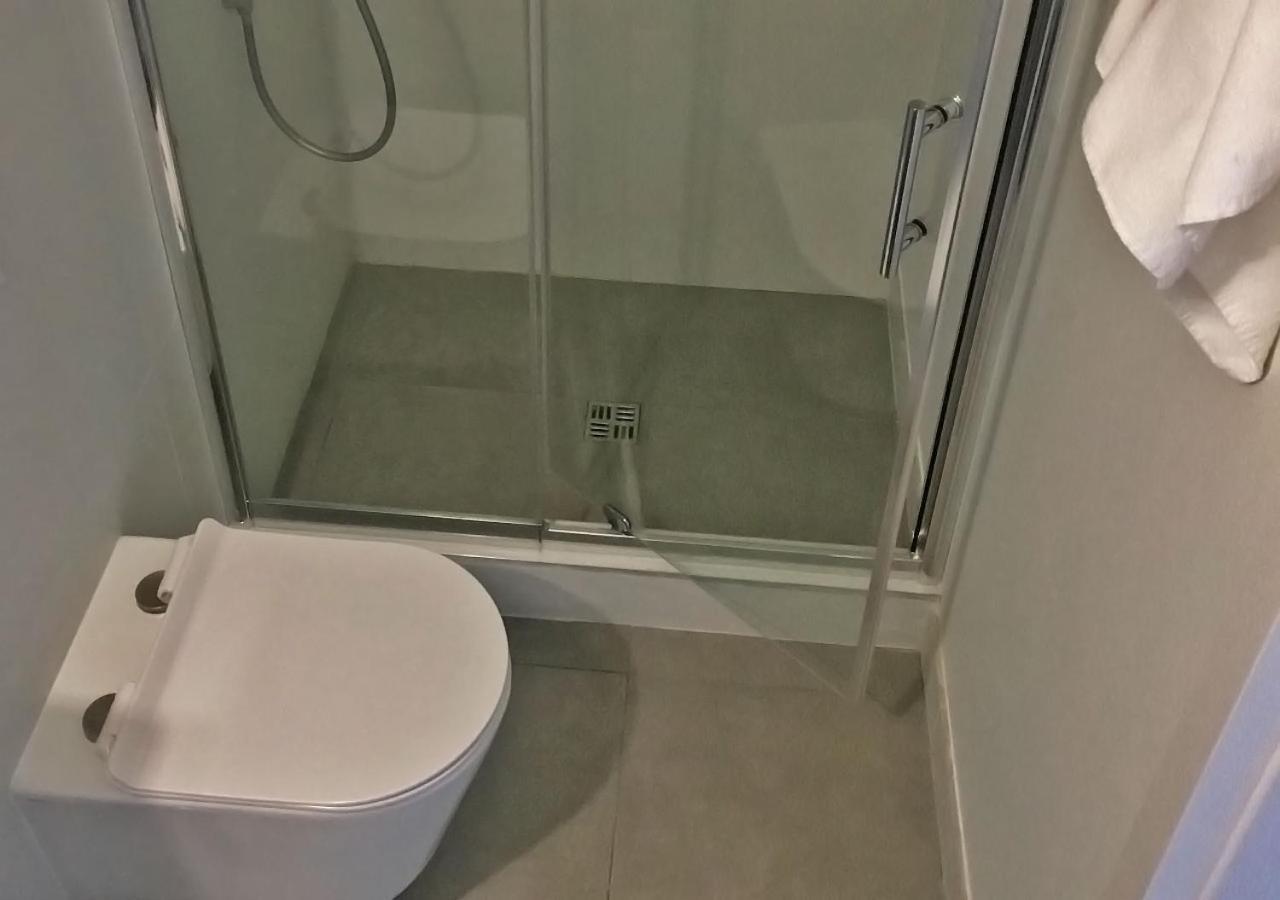 Kyivpasservis Hotel Dış mekan fotoğraf